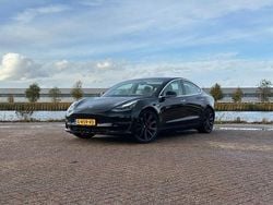 Zwart Gebruikt 2019 Tesla Model 3 Performance Sedan | € 20.999 (Goede deal)