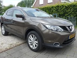 Bruin Gebruikt 2015 Nissan Qashqai 360º SUV | € 8.450 (Eerlijke prijs)