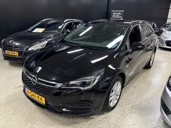 Zwart Gebruikt 2018 Opel Astra Stationwagen | € 6.750 (Eerlijke prijs)