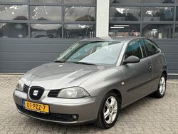 Grijs Gebruikt 2004 Seat Ibiza Stylance Hatchback | € 1.250 (Goede deal)