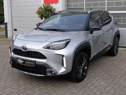 Grijs Gebruikt 2022 Toyota Yaris Cross SUV | € 26.900 (Eerlijke prijs)