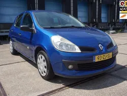 Blauw Gebruikt 2008 Renault Clio II Hatchback | € 1.250 (Goede deal)