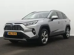 Zilver metallic Gebruikt 2021 Toyota RAV4 SUV | € 32.945 (Goede deal)
