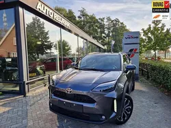 Grijs Gebruikt 2024 Toyota Yaris Cross Style SUV | € 30.950 (Iets duurder)