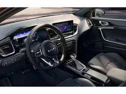 Aurora black pearl (zwart metallic) Nieuw 2025 Kia Ceed Sportswagon Stationwagen | € 37.440 (Eerlijke prijs)