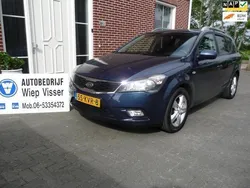 Blauw Gebruikt 2010 Kia Ceed Hatchback | € 3.495 (Eerlijke prijs)