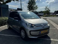 Gebruikt 2015 VW up! Hatchback | € 5.800 (Eerlijke prijs)