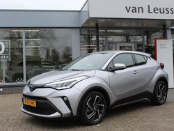 Grijs Gebruikt 2022 Toyota C-HR SUV | € 23.400 (Eerlijke prijs)