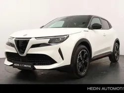 Wit Nieuw 2025 Alfa Romeo Junior Edizione Speciale SUV | € 44.585 (Iets duurder)