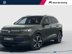 Groen Nieuw 2025 VW Tiguan Edition SUV | € 50.290 (Super prijs)