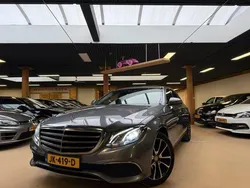 Grijs Gebruikt 2016 Mercedes E220 Ambition Sedan | € 17.450 (Goede deal)