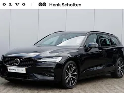Zwart Gebruikt 2024 Volvo V60 Plus Stationwagen | € 46.950 (Eerlijke prijs)
