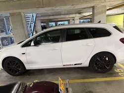 Wit Gebruikt 2011 Opel Astra Cosmo MPV | € 5.500 (Eerlijke prijs)