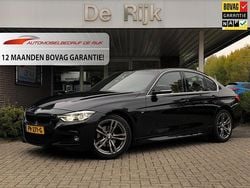Zwart Gebruikt 2017 BMW 318 Executive Sedan | € 20.495 (Duur)