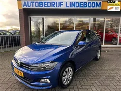 Blauw, metallic lak Gebruikt 2020 VW Polo Comfortline Hatchback | € 14.950 (Goede deal)