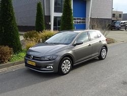 Grijs Gebruikt 2019 VW Polo Comfortline Hatchback | € 10.950 (Eerlijke prijs)