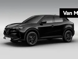 Zwart Nieuw 2025 Alfa Romeo Junior SUV | € 36.269 (Eerlijke prijs)