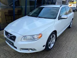 Wit Gebruikt 2010 Volvo V70 R-Design Stationwagen | € 14.945 (Iets duurder)
