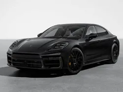 Diepzwart metallic Nieuw 2024 Porsche Panamera Turbo S Sedan | € 279.446