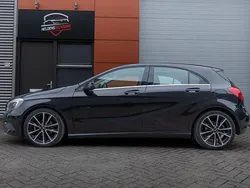 Zwart Gebruikt 2014 Mercedes A180 Hatchback | € 9.499 (Goede deal)