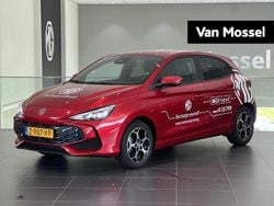 Rood Gebruikt 2024 MG MG3 Luxury Hatchback | € 23.495