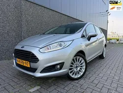 Grijs Gebruikt 2013 Ford Fiesta Titanium Hatchback | € 7.950 (Eerlijke prijs)