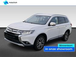 Wit Gebruikt 2017 Mitsubishi Outlander Instyle SUV | € 24.740 (Duur)