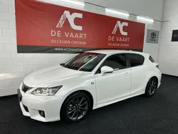Wit Gebruikt 2012 Lexus CT200h Sport Line Hatchback | € 10.499 (Iets duurder)