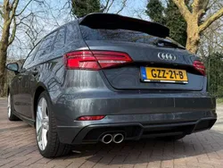 Grijs Gebruikt 2018 Audi A3 Hatchback | € 23.500