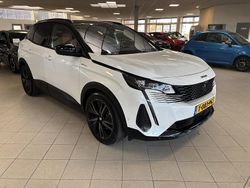 Wit Gebruikt 2023 Peugeot 3008 GT SUV | € 37.000