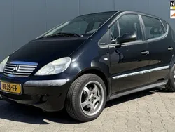 Zwart Gebruikt 2002 Mercedes A140 Classic MPV | € 995 (Eerlijke prijs)