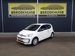 Wit Gebruikt 2017 VW up! take up! Hatchback | € 3.500 (Super prijs)