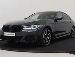 Grijs Gebruikt 2022 BMW 520 Executive Sedan | € 44.950 (Duur)
