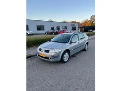Grijs Gebruikt 2005 Renault Mégane GrandTour Dynamique Stationwagen | € 999 (Eerlijke prijs)