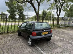 Zwart, andere lak Gebruikt 2005 Renault Twingo Hatchback | € 550 (Super prijs)