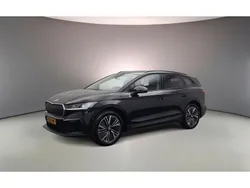 Black magic Gebruikt 2024 Skoda Enyaq iV Selection SUV | € 43.900