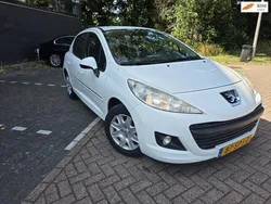 Wit Gebruikt 2011 Peugeot 207 Access Hatchback | € 3.950 (Eerlijke prijs)