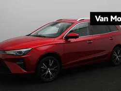 Rood Nieuw 2025 MG MG5 EV Long Range Comfort Stationwagen | € 28.750 (Eerlijke prijs)