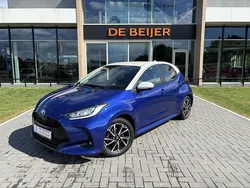 Blauw Gebruikt 2022 Toyota Yaris Hatchback | € 21.950 (Eerlijke prijs)