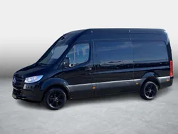 Zwart Gebruikt 2022 Mercedes Sprinter Van | € 47.950