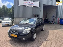 Zwart Gebruikt 2006 Kia Rio Hatchback | € 1.795 (Goede deal)