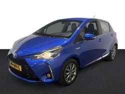 Blauw Gebruikt 2017 Toyota Yaris Hybrid Executive Hatchback | € 14.999 (Goede deal)