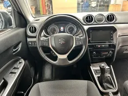 Geel Gebruikt 2024 Suzuki Vitara SUV | € 29.949 (Eerlijke prijs)