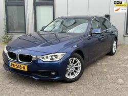 Blauw Gebruikt 2017 BMW 320 Sedan | € 17.499 (Eerlijke prijs)