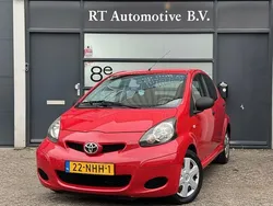 Rood Gebruikt 2010 Toyota Aygo Hatchback | € 3.950 (Eerlijke prijs)