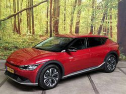 Rood, metallic lak Gebruikt 2022 Kia EV6 Air SUV | € 27.900 (Eerlijke prijs)