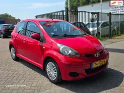 Rood Gebruikt 2011 Toyota Aygo Comfort Hatchback | € 3.999 (Goede deal)