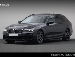Grijs Gebruikt 2022 BMW 530e Executive Stationwagen | € 43.880 (Duur)
