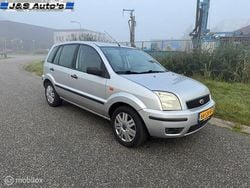 Grijs Gebruikt 2003 Ford Fusion MPV | € 1.749 (Eerlijke prijs)