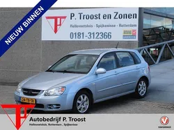 Blauw Gebruikt 2006 Kia Cerato LX Hatchback | € 2.250